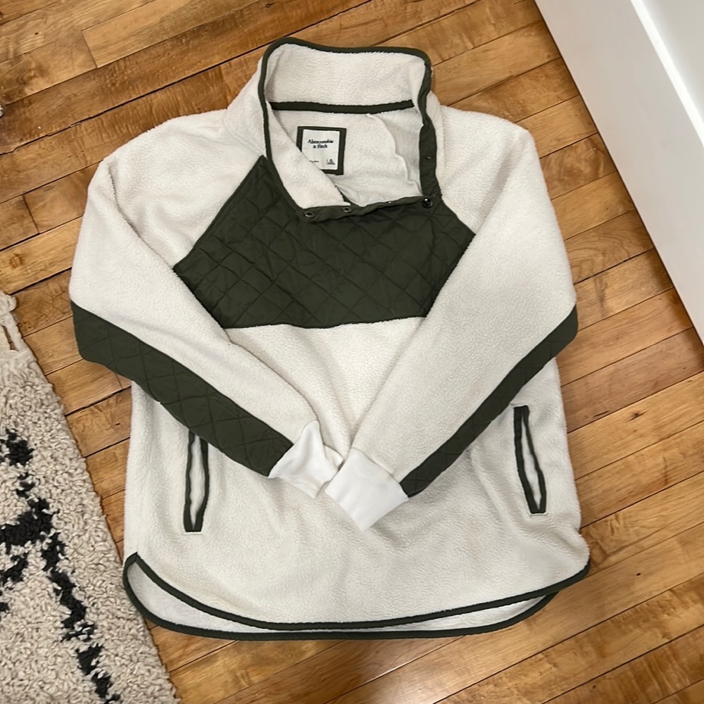 Abercrombie Pullover Sweater